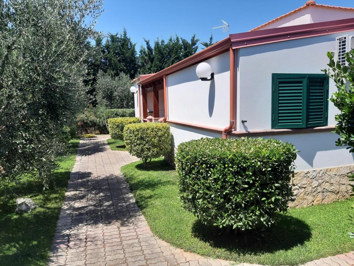 Villa La Piana Пешичи Екстериор снимка