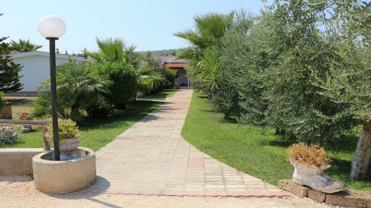 Villa La Piana Пешичи Екстериор снимка
